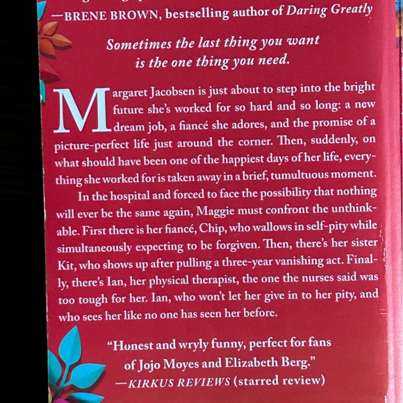 4 books for $16 - HOW TO WALK AWAY by Katherine Center - Picture 2 of 4